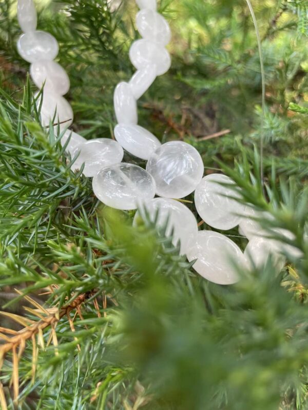 Round clear quartz bead