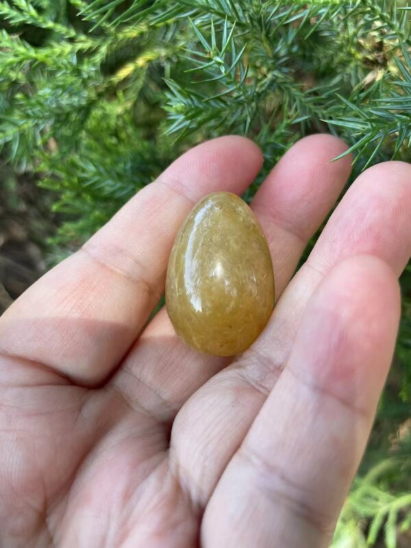 Feng Shui crystal eggs for home decor