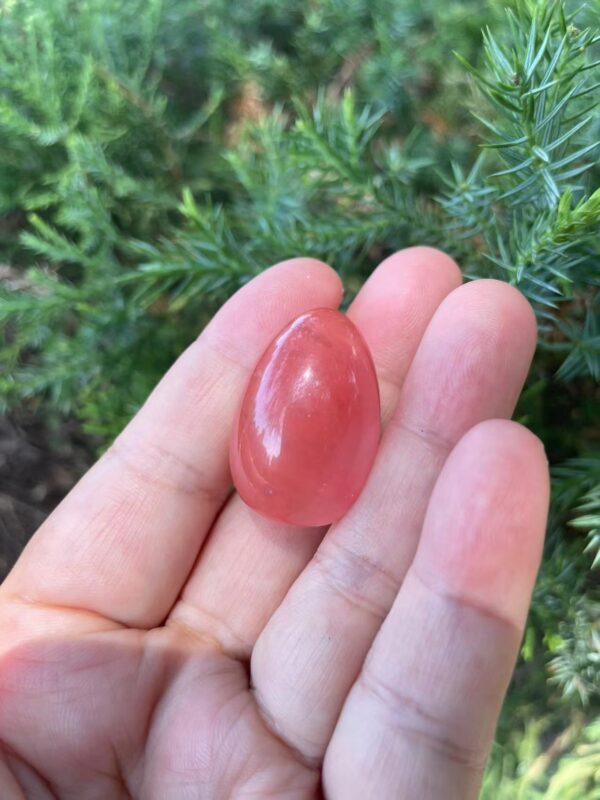 Crystal eggs for meditation & energy work