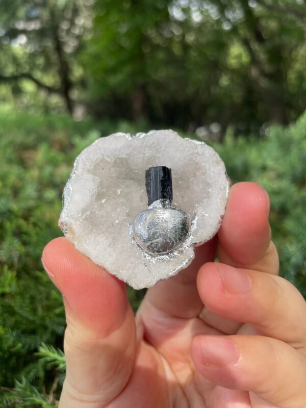geo crystal pendants silver