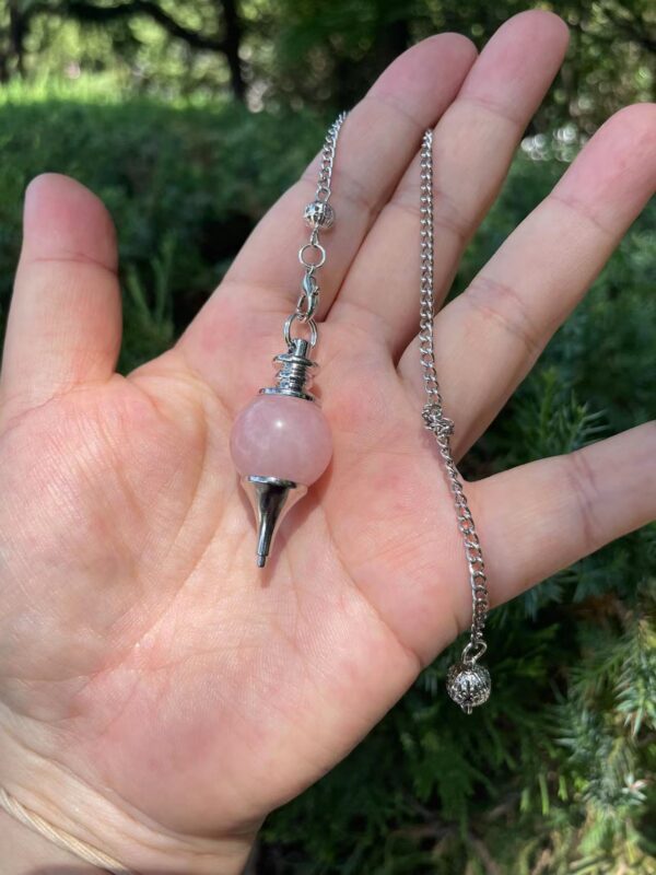 Personalized pendulum with gemstone
