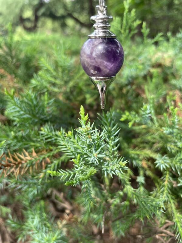 Pendulum for spiritual guidance